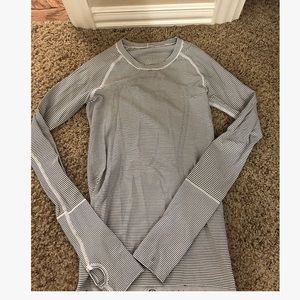 Lulu Lemon swiftly tech long sleeve crew